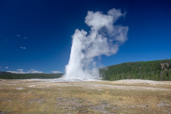 Canon EOS 5D Mark III - Canon EF 17-40mm f/4L USM - 28.0 mm - 1/80 - 9.0 - 100