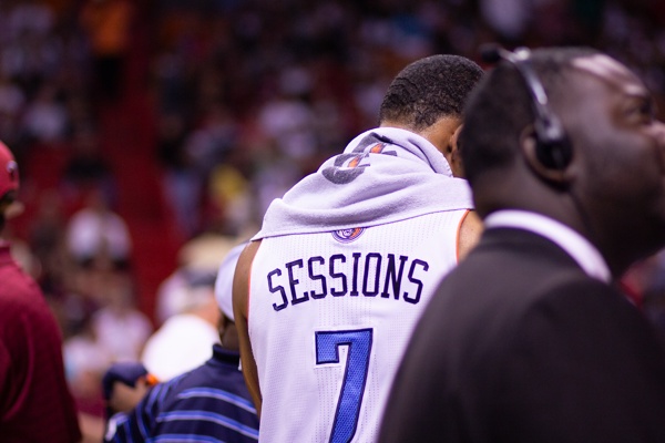 Canon EOS 60D - Canon EF 85mm f/1.8 USM - 85.0 mm - 1/1000 - 1.8 - 800