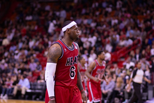 Canon EOS 60D - Canon EF 85mm f/1.8 USM - 85.0 mm - 1/1250 - 2.0 - 800